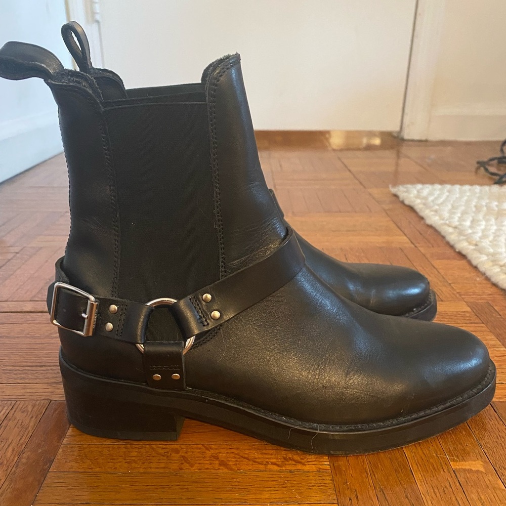 ALL SAINTS black leather booties size 39